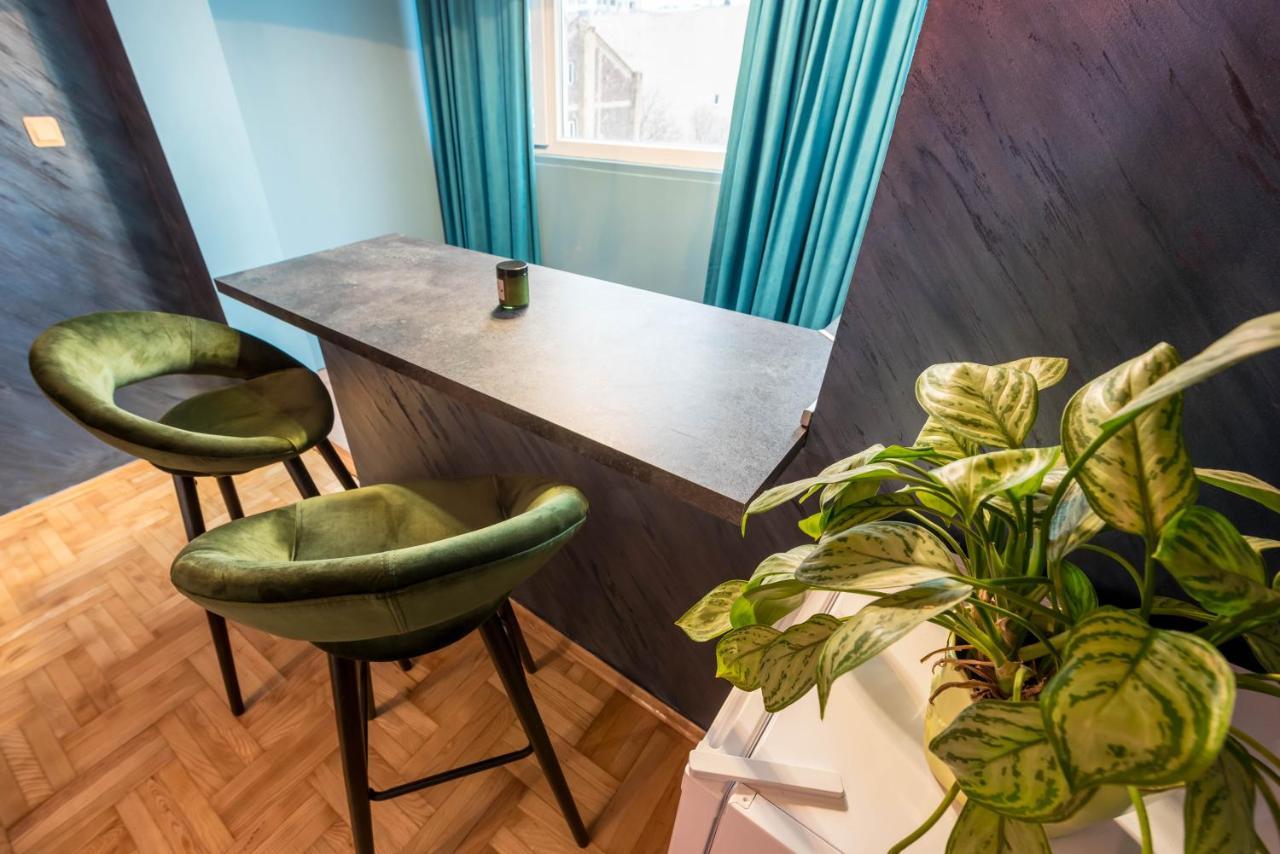 Private Studio In The Centre Varna Exterior foto