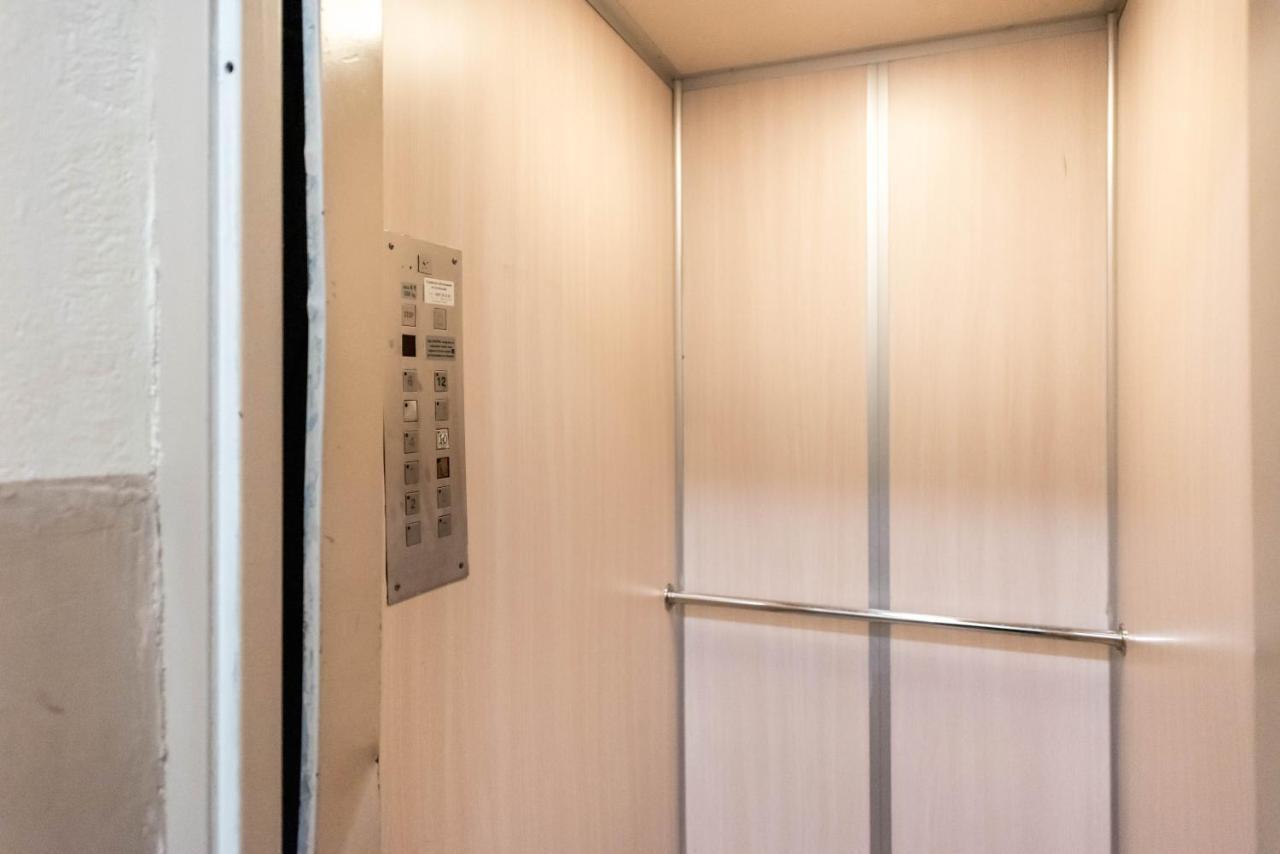 Private Studio In The Centre Varna Exterior foto
