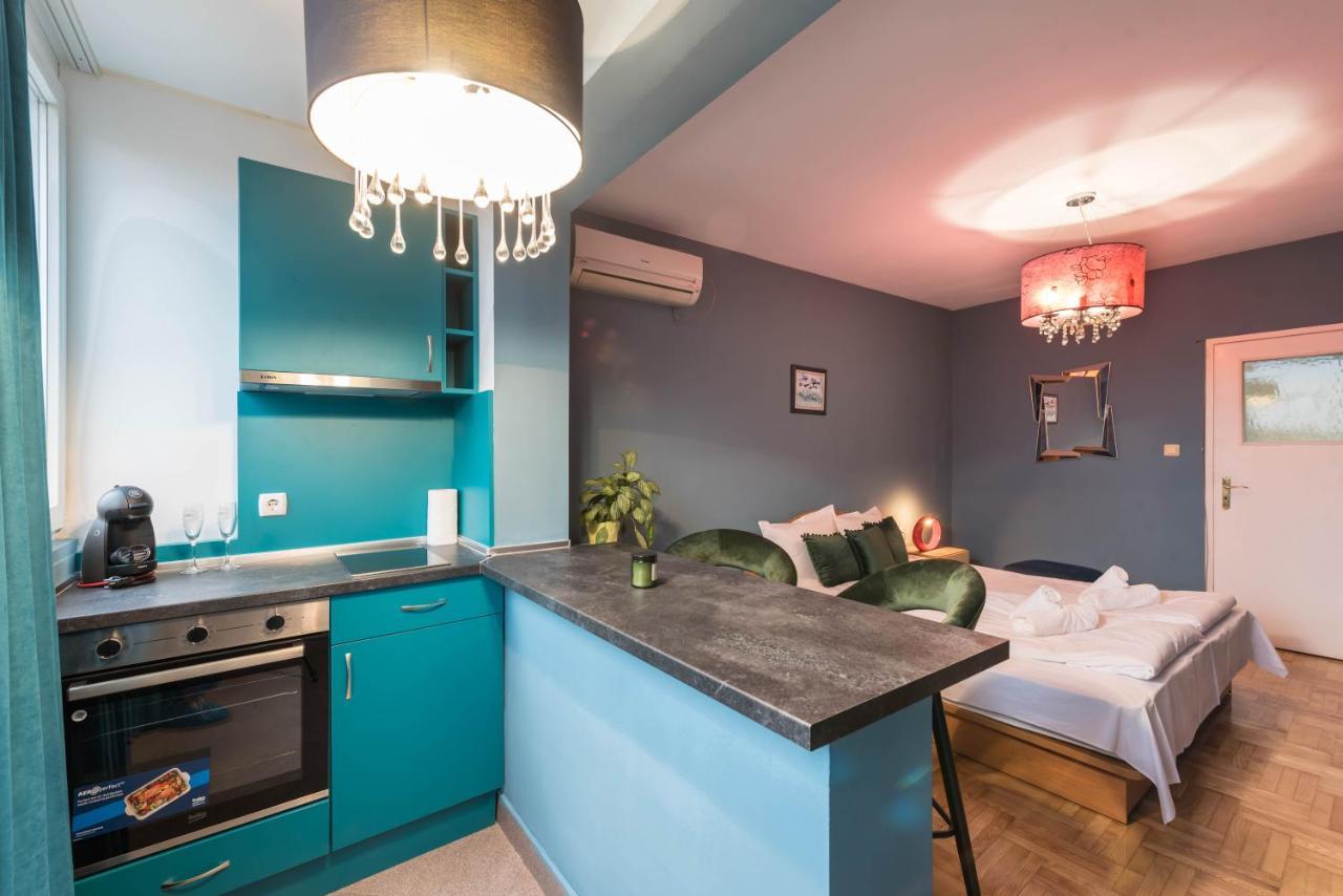 Private Studio In The Centre Varna Exterior foto